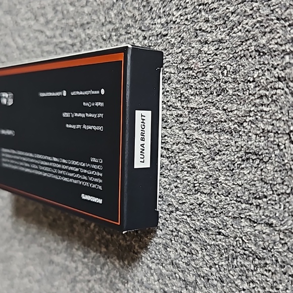 JUST XIMENA COSMETICS The Bronzer in: Luna Bright - Picture 5 of 7